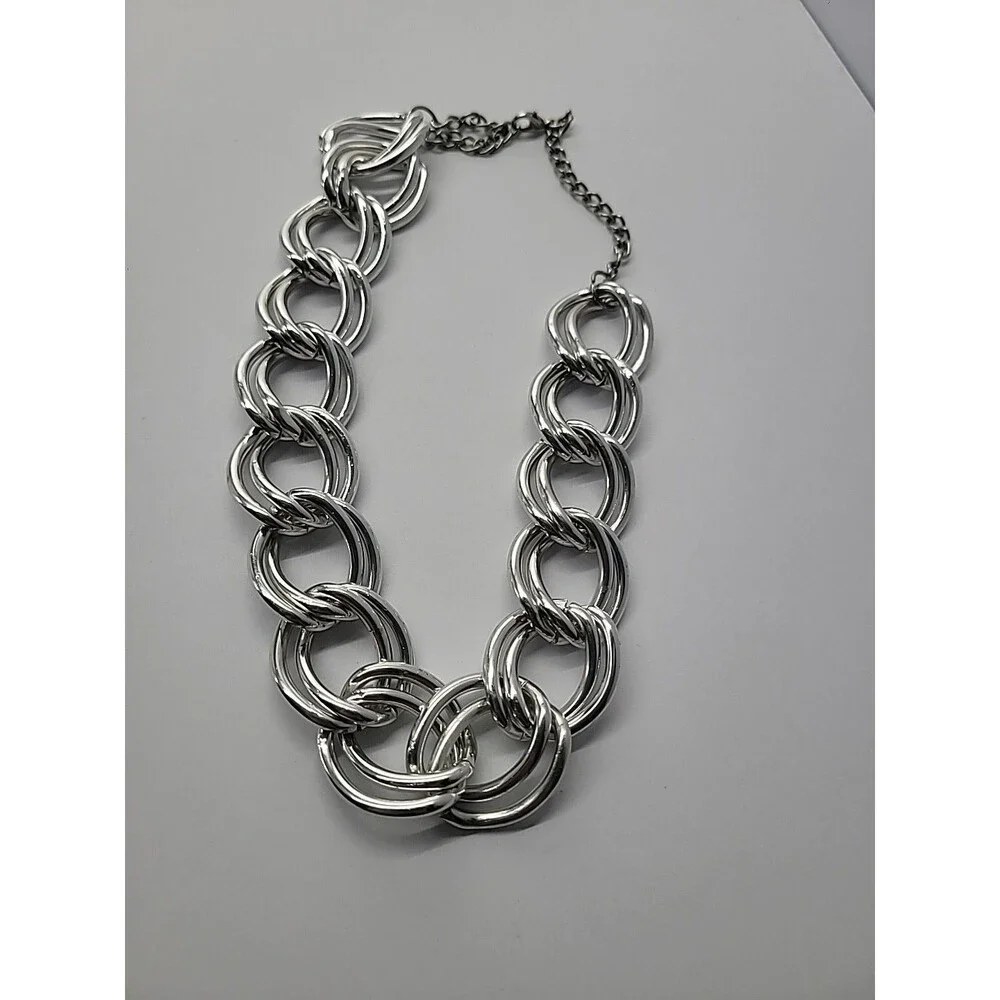 Chunky Silver Tone Link Necklace Oversized Chain Statement Collar - Picture 6 of 10